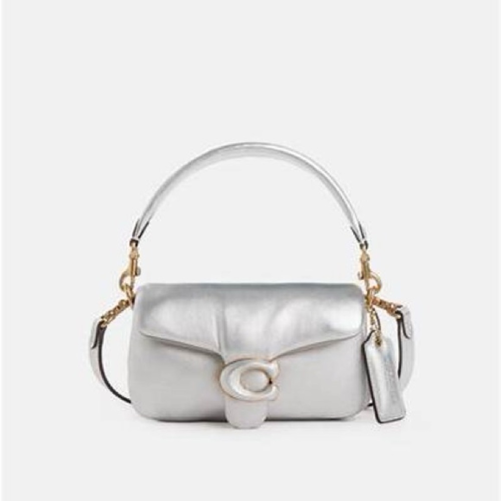 RARE Coach Pillow Tabby Shoulder Bag 18 with gold accents